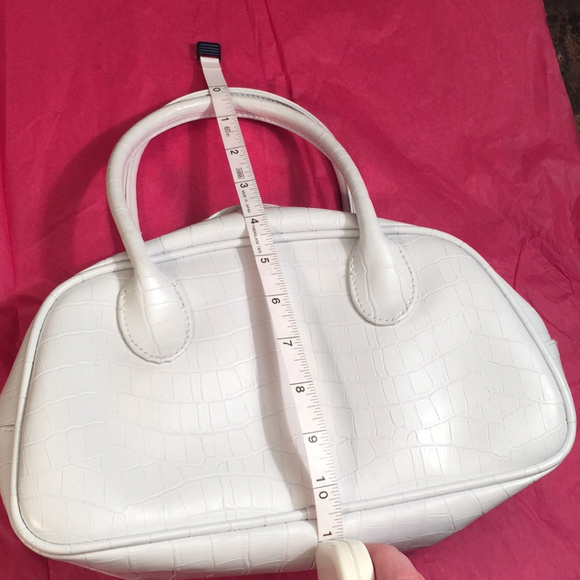 Estee Lauder white purse makeup bag - Picture 3 of 8